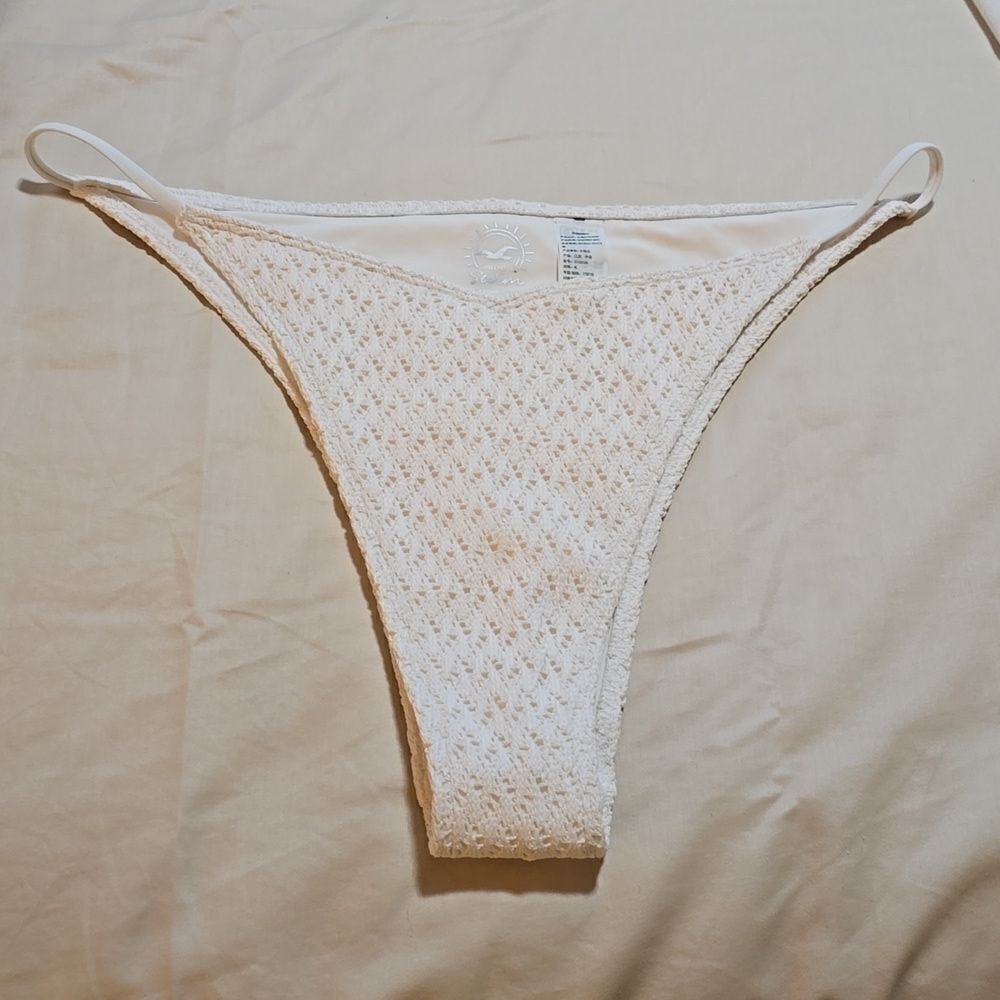 Hollister Crochet Off White High Leg Cheeky Bikini Bottom - Picture 13 of 16